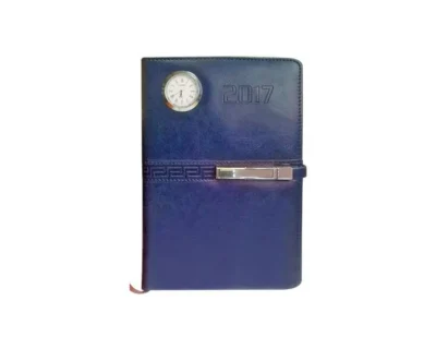 Agenda journalier 14x20,5 cm avec fermoir et montre intégrée - Bleu