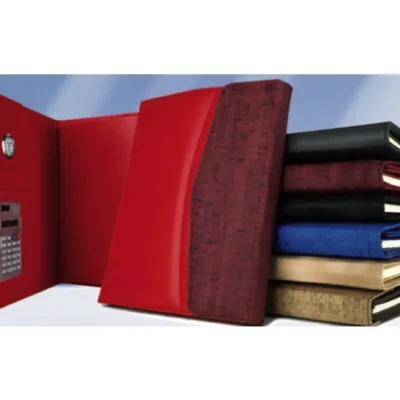 Agenda VIP Semainier 21x27 cm - Couverture Similicuir avec Accessoires Intégrés