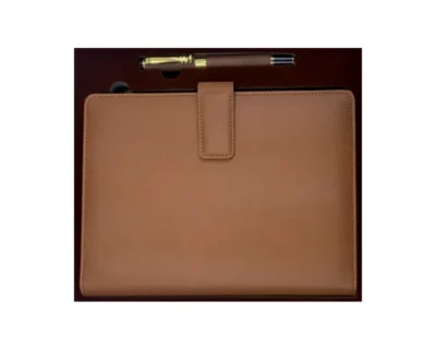 Coffret Agenda + Stylo 16x22 cm Couverture Rigide Simili Cuir